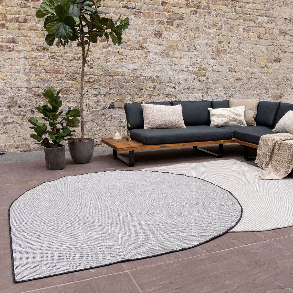 Buitenkleed Druppel Mono - Zwart/Wit - Dubbelzijdig - EVA Interior - 51Dnspod | Smaakvolle damp – Verzendkosten vrij vanaf 40€ Buitenkleed Druppel Mono - Zwart/Wit - Dubbelzijdig - EVA Interior - 51Dnspod | Smaakvolle damp – Verzendkosten vrij vanaf 40€