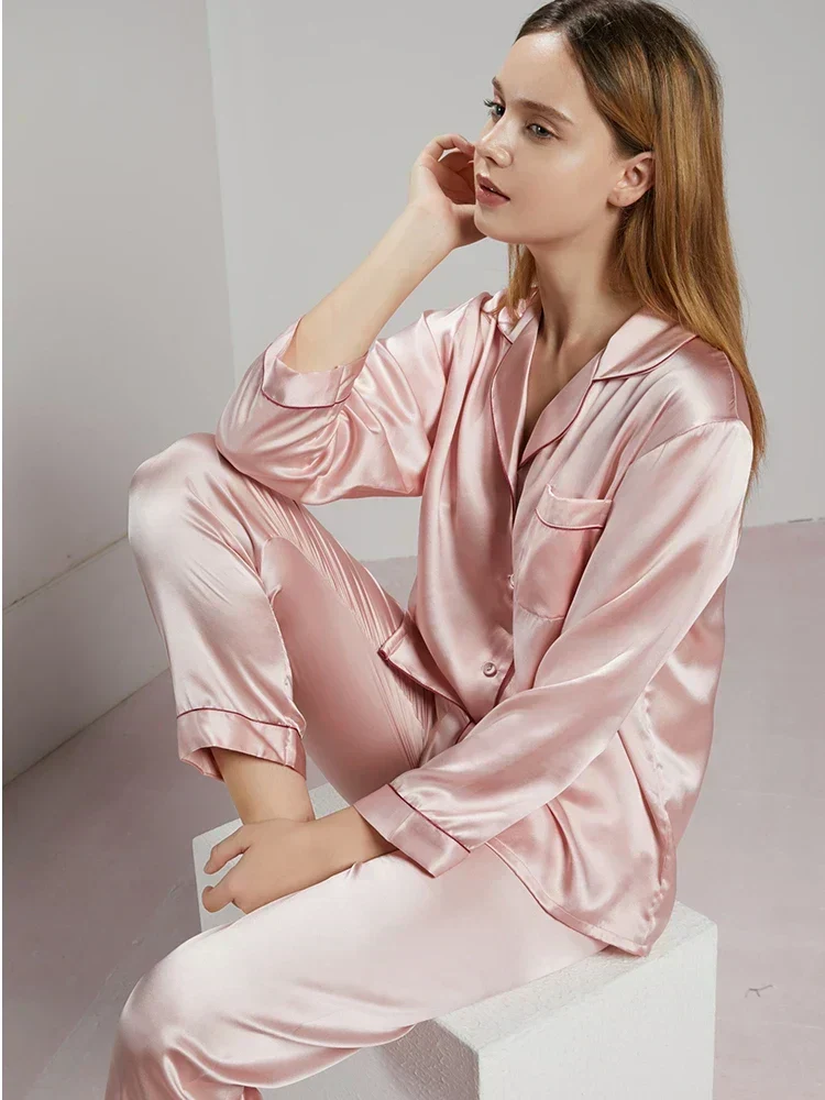 Celeste 100% Zijden Dames Pyjama | Zijdezacht, Ademend & Huidvriendelijk | Premium Luxe Nachtmode | Temperatuur- en Vochtregulerend | Elegant en Hypoallergeen voor Heerlijk Comfort - 51Dn Celeste 100% Zijden Dames Pyjama | Zijdezacht, Ademend & Huidvriendelijk | Premium Luxe Nachtmode | Temperatuur- en Vochtregulerend | Elegant en Hypoallergeen voor Heerlijk Comfort - 51Dn