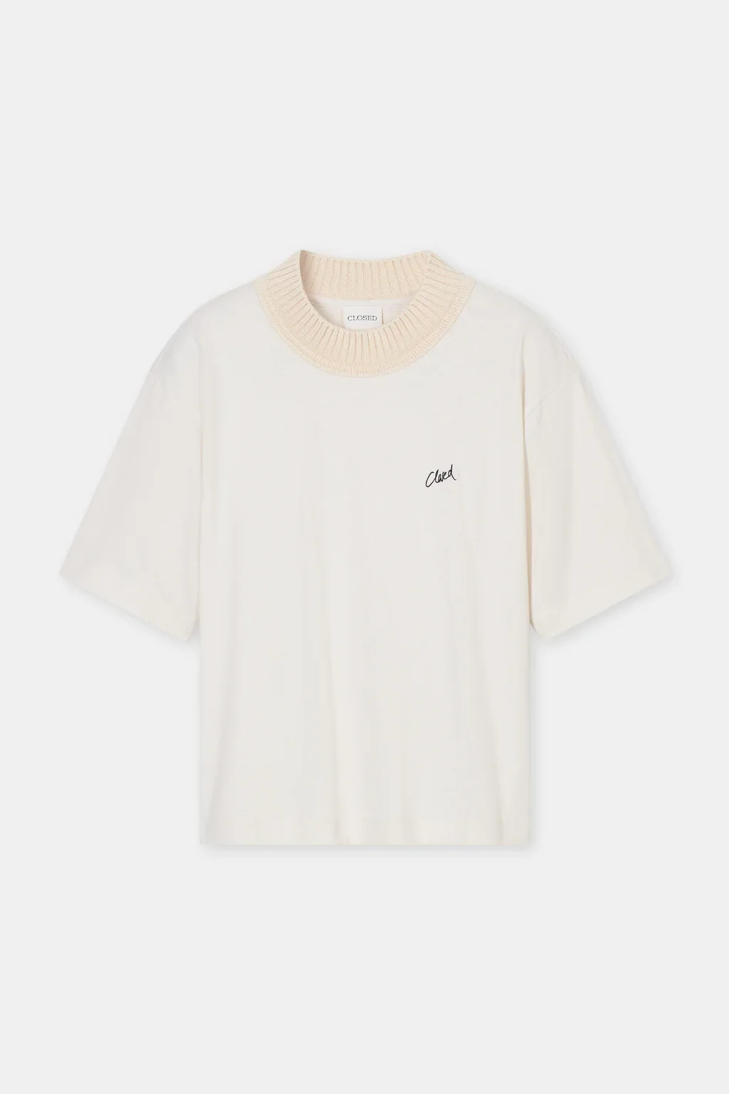 CLOSED KNIT COLLAR TEE CREAM - 51Dnspod | Smaakvolle damp – Verzendkosten vrij vanaf 40€ CLOSED KNIT COLLAR TEE CREAM - 51Dnspod | Smaakvolle damp – Verzendkosten vrij vanaf 40€