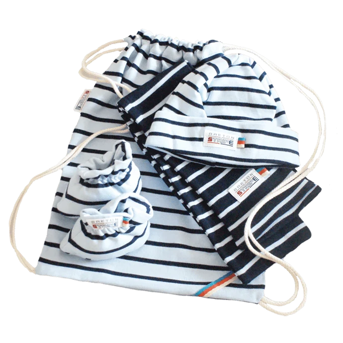 Breton geboortegeschenk Navy-skyblue - 51Dnspod | Smaakvolle damp – Verzendkosten vrij vanaf 40€ Breton geboortegeschenk Navy-skyblue - 51Dnspod | Smaakvolle damp – Verzendkosten vrij vanaf 40€