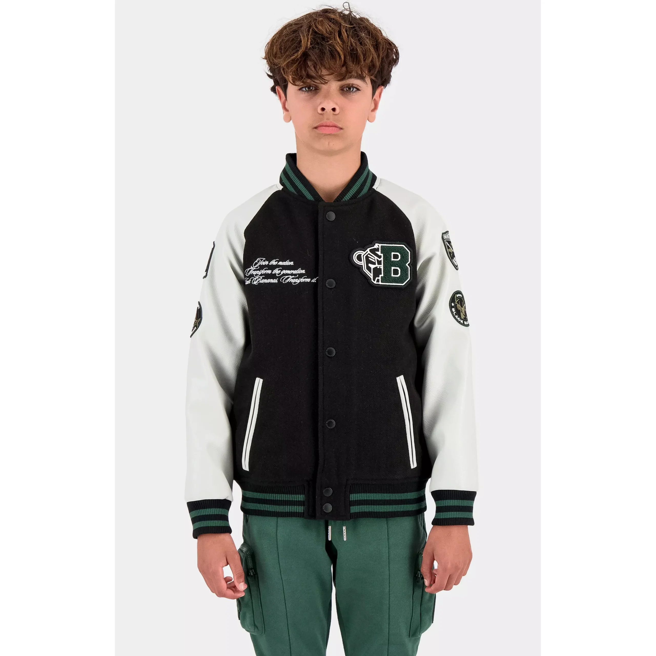 Black Bananas - Maat 164 - JR Base Jack - Jongens / Tieners Sport Jasje - Maat 164 - Volledig Gevoerd - Geborduurde Branding - Drukknoopsluiting - Twee Buitenzakken - Twee Binnenzakken - Opst Black Bananas - Maat 164 - JR Base Jack - Jongens / Tieners Sport Jasje - Maat 164 - Volledig Gevoerd - Geborduurde Branding - Drukknoopsluiting - Twee Buitenzakken - Twee Binnenzakken - Opst