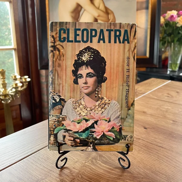 Cleopatra (Rider Haggard) - 51Dnspod | Smaakvolle damp – Verzendkosten vrij vanaf 40€