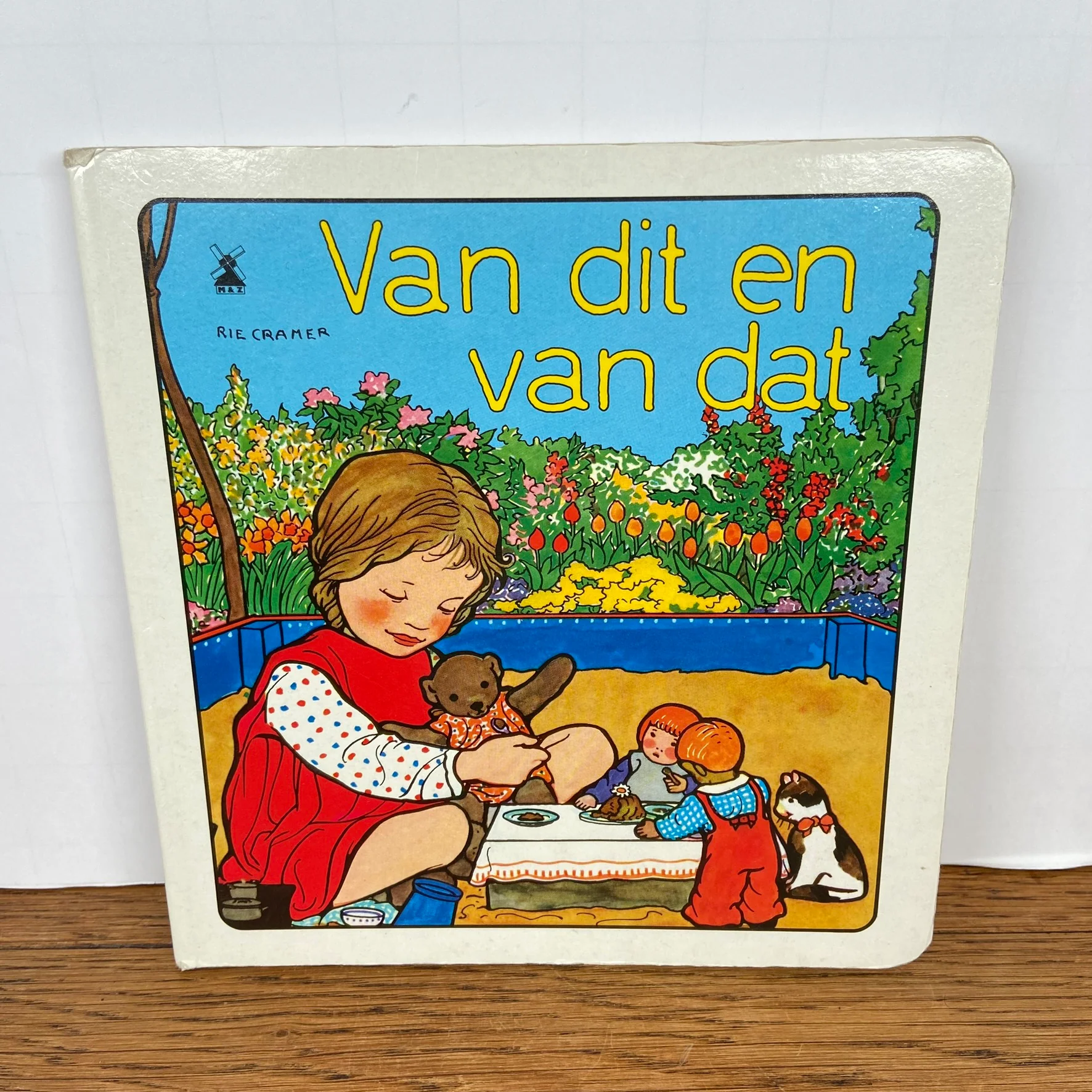 Boekje van Dit en van Dat - 51Dnspod | Smaakvolle damp – Verzendkosten vrij vanaf 40€ Boekje van Dit en van Dat - 51Dnspod | Smaakvolle damp – Verzendkosten vrij vanaf 40€