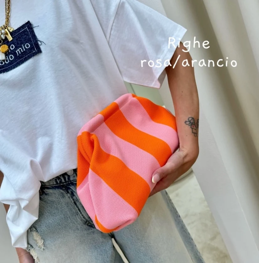 CITY GIRL POUCH PINK - 51Dnspod | Smaakvolle damp – Verzendkosten vrij vanaf 40€ CITY GIRL POUCH PINK - 51Dnspod | Smaakvolle damp – Verzendkosten vrij vanaf 40€